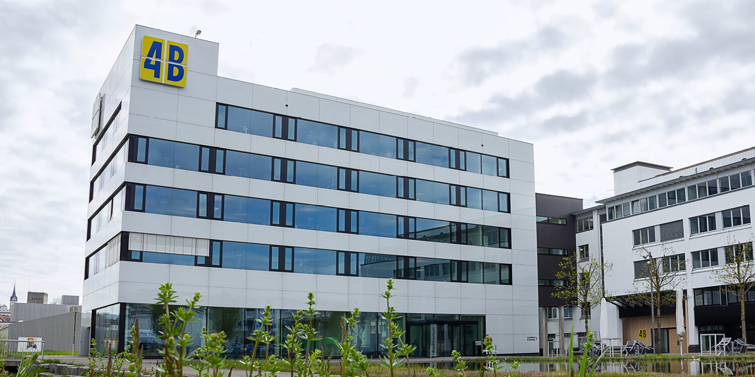 4B optimiert Logistikströme mit Asset Tracking